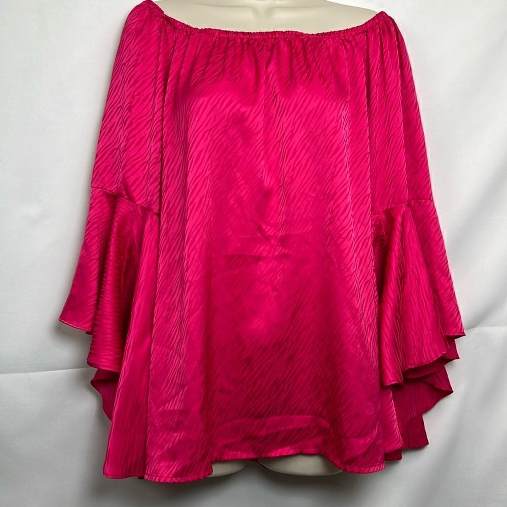 Fever Fuchsia pink off the shoulderderbbell sleeve blouse EUC size XL - Picture 2 of 10